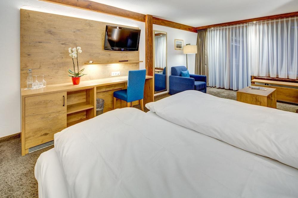 Alpen Resort Zermatt Exterior photo